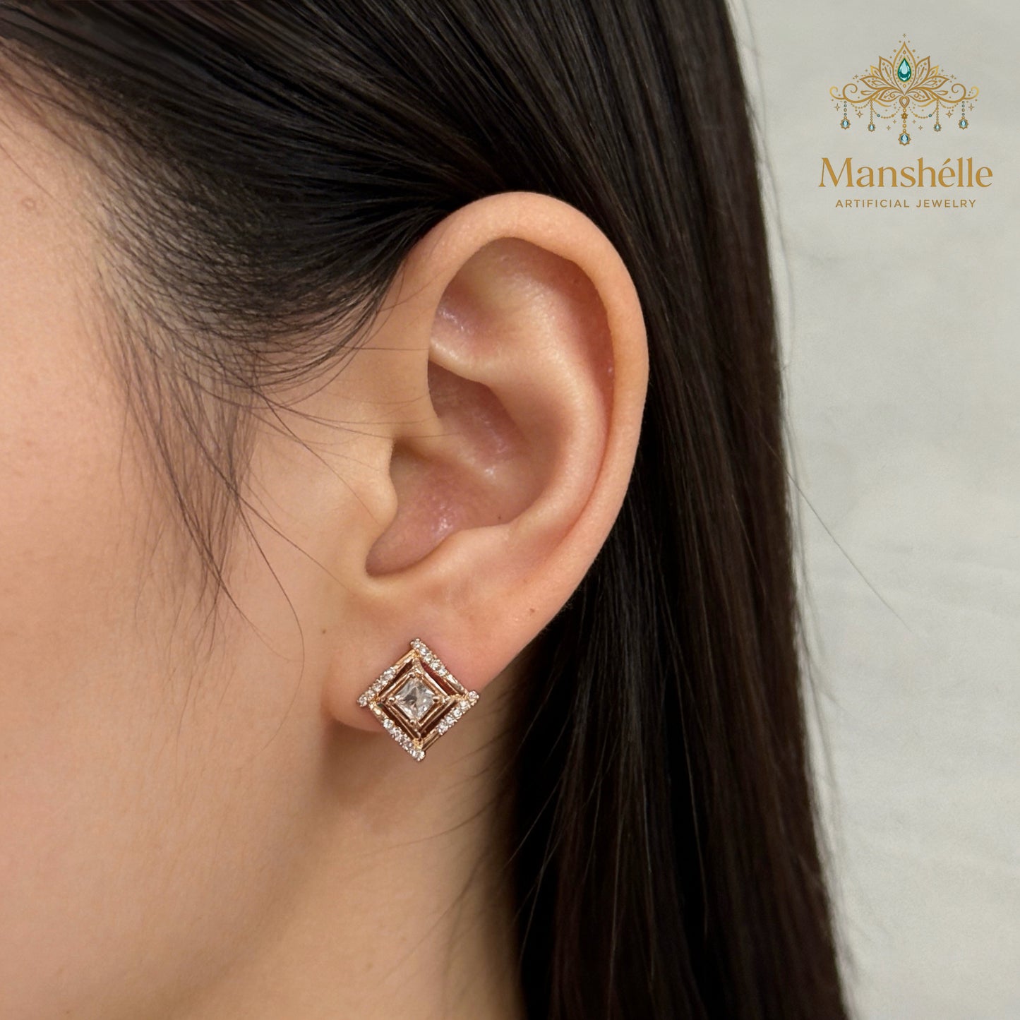 Manshélle - Geometric Crystal Stud Earrings