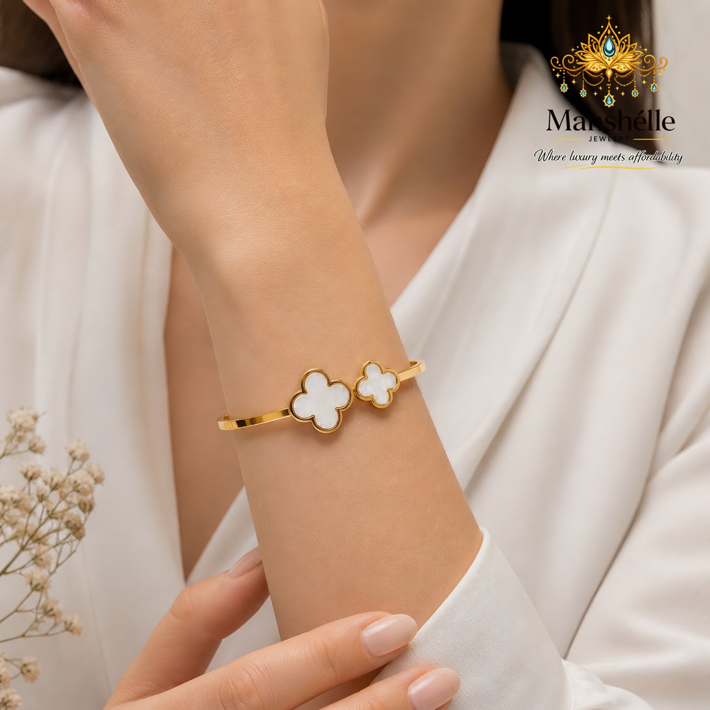 Manshélle Ivory Clover Luxe Bangle Bracelet