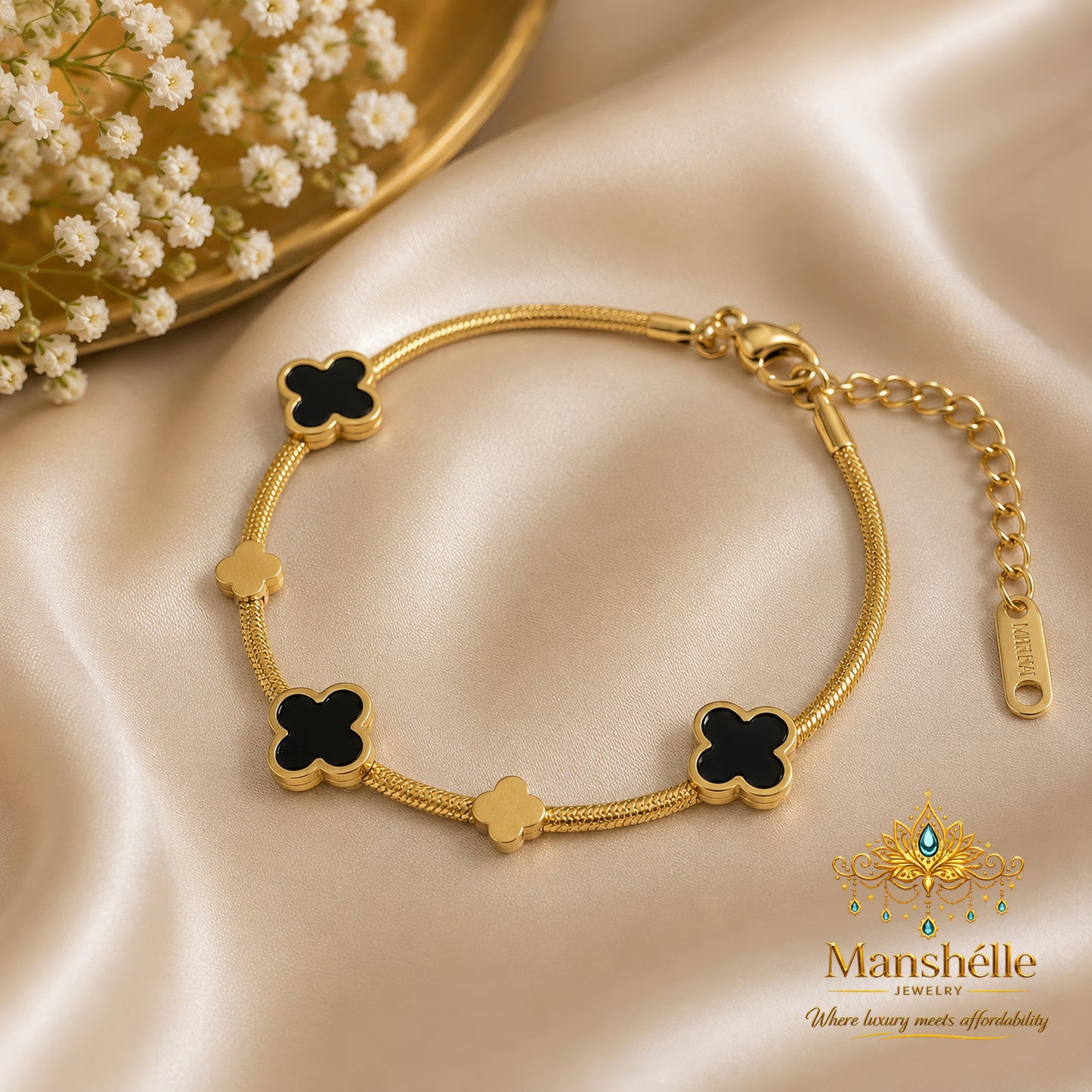 Manshélle Noir Clover Luxe Charm Bracelet