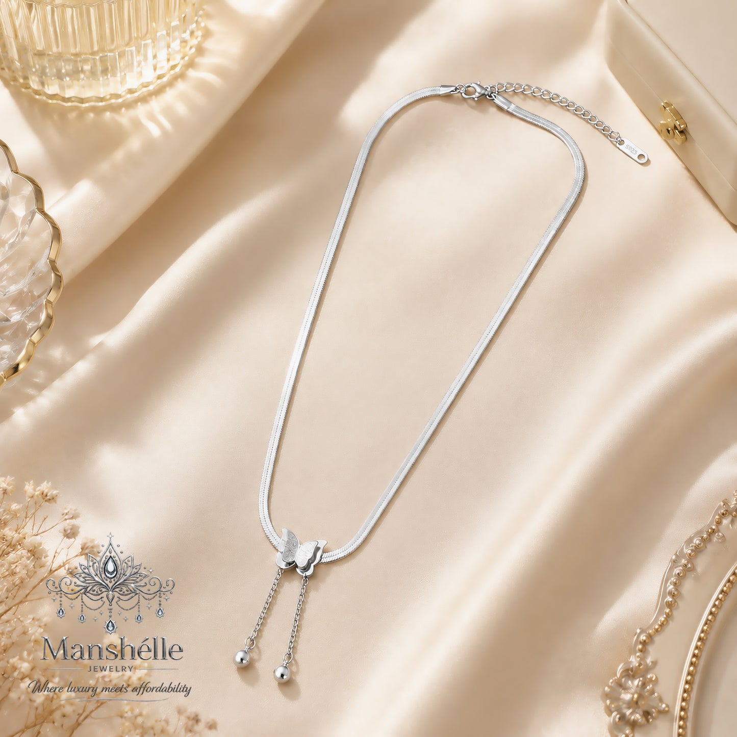 Manshélle Silver Flutter Tassel Necklace
