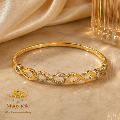 Manshélle Infinity Glow Bangle & Ring Set